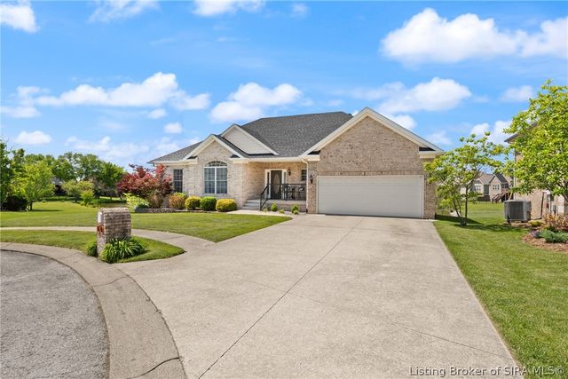 3104 Island Court, Jeffersonville, IN 47130