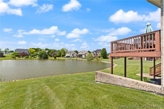 3104 Island Court, Jeffersonville, IN 47130