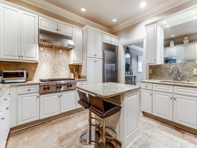 6605 Bandera Avenue 1F, Dallas, TX 75225