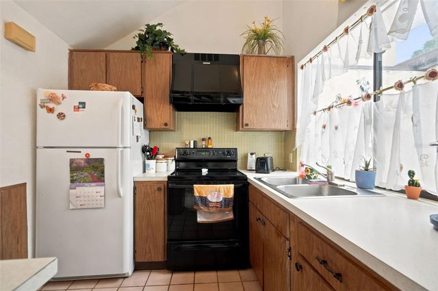 7835 FOX DEN ROW, Hudson, FL 34667