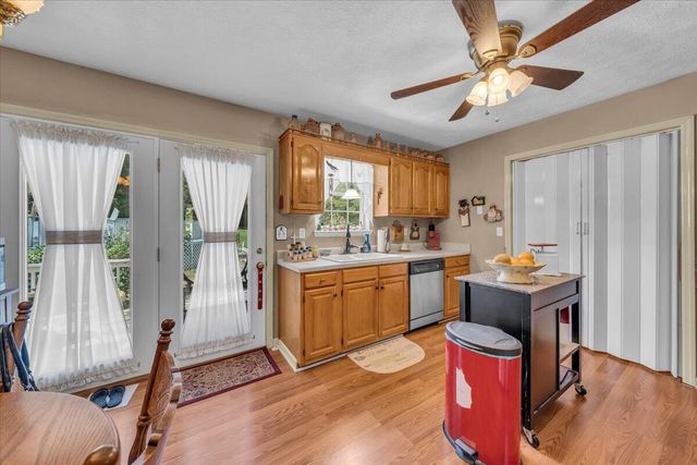 2774 Shelbyville Road, Mcminnville, TN 37110