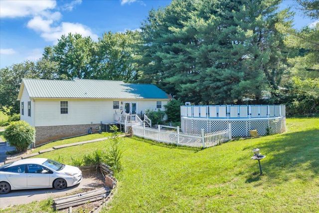 2774 Shelbyville Road, Mcminnville, TN 37110