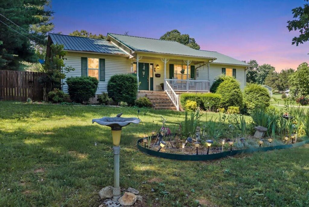 2774 Shelbyville Road, Mcminnville, TN 37110