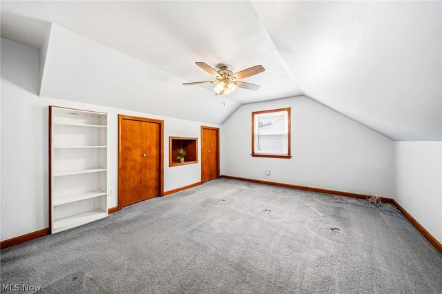 285 E 327th, Willowick, OH 44095