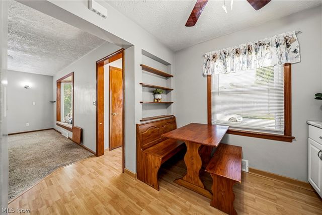 285 E 327th, Willowick, OH 44095