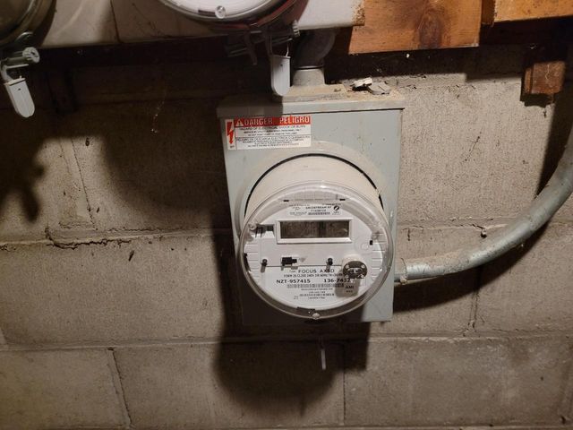 1941 W Hope AVENUE, Milwaukee, WI 53209