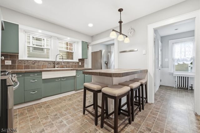 219 Overlook Ave, Belleville Twp., NJ 07109