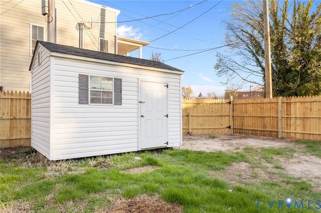 1001 N 21st St, Richmond, VA 23223