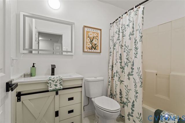 1001 N 21st St, Richmond, VA 23223