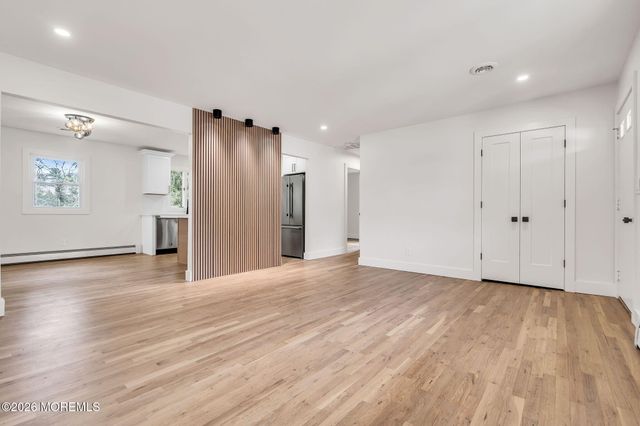6 Stanford Drive, Toms River, NJ 08757