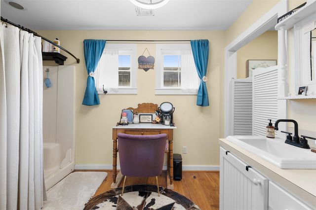 836 Pecan Street, New Ulm, TX 78950