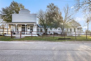 836 Pecan Street, New Ulm, TX 78950