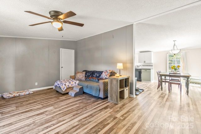 1426 John Lutz Circle, Lincolnton, NC 28092