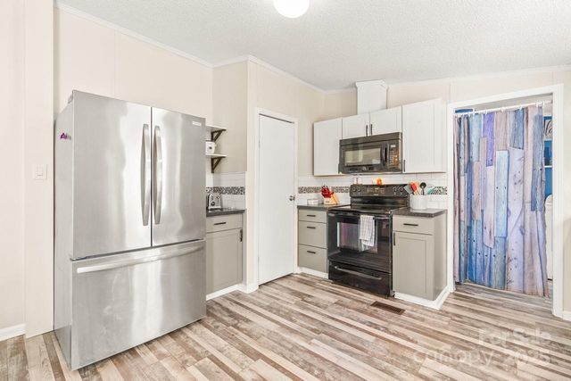 1426 John Lutz Circle, Lincolnton, NC 28092