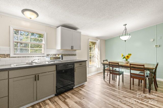1426 John Lutz Circle, Lincolnton, NC 28092