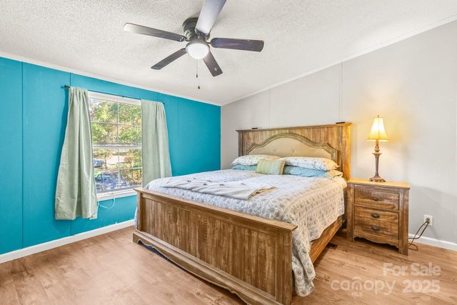 1426 John Lutz Circle, Lincolnton, NC 28092