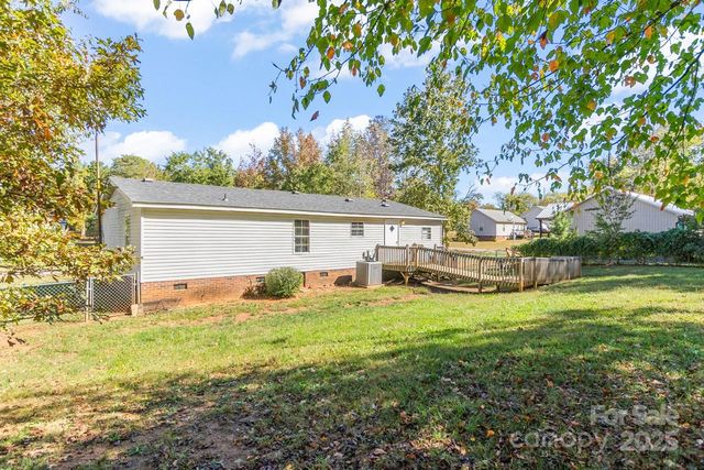1426 John Lutz Circle, Lincolnton, NC 28092