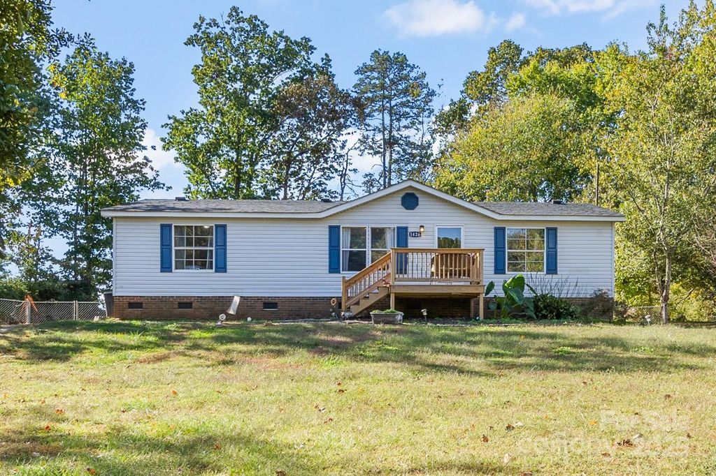 1426 John Lutz Circle, Lincolnton, NC 28092