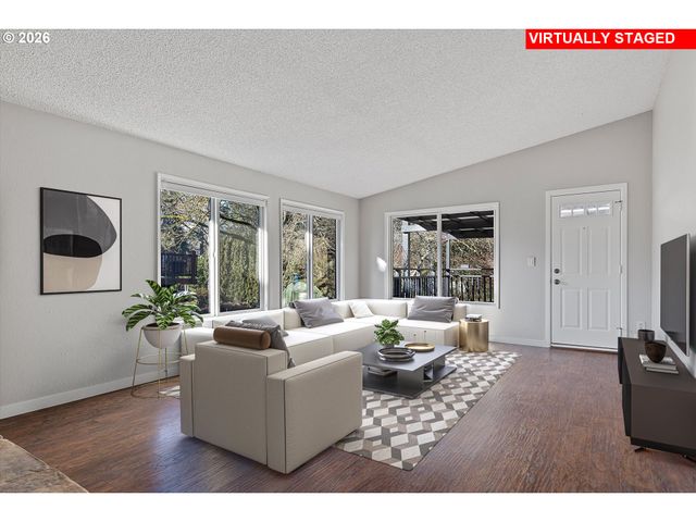 4611 Se LA COUR Ct, Milwaukie, OR 97267