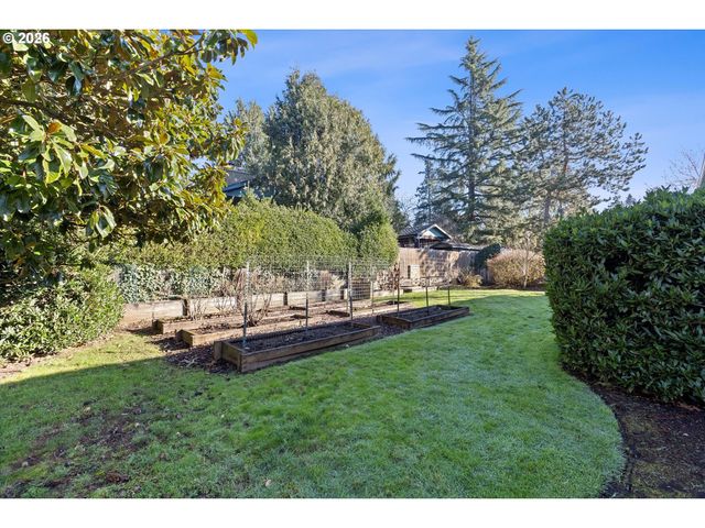 4611 Se LA COUR Ct, Milwaukie, OR 97267