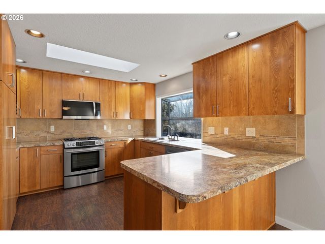 4611 Se LA COUR Ct, Milwaukie, OR 97267