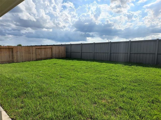 7738 Robert Lane, Rosharon, TX 77583