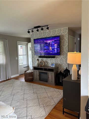 5990 Noel Street, Louisville, OH 44641