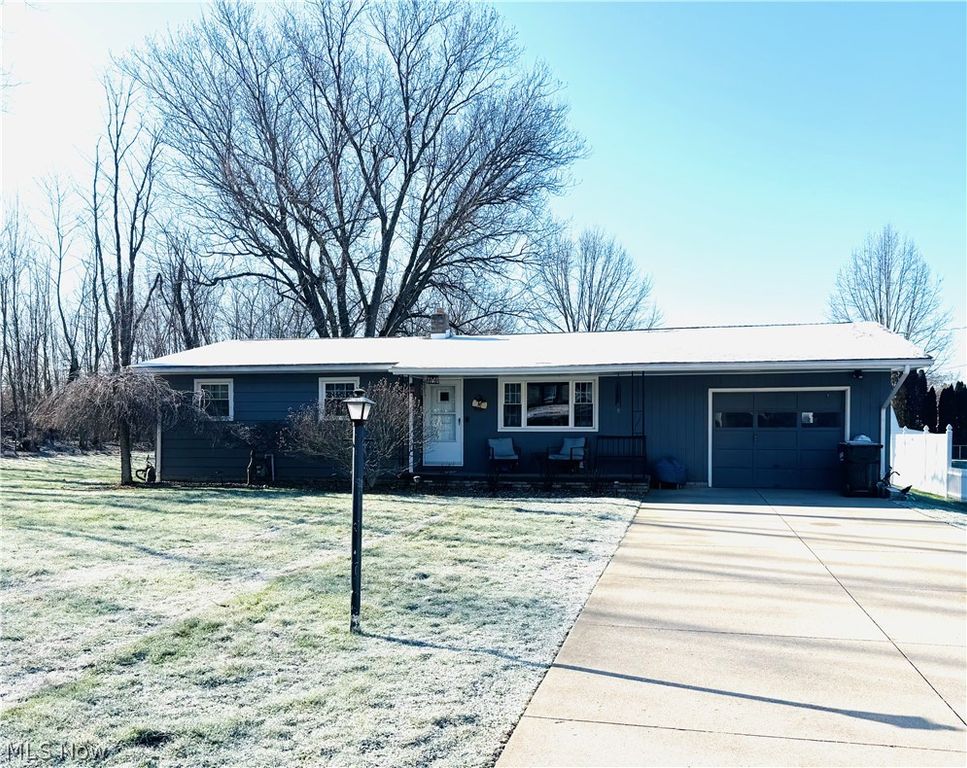 5990 Noel Street, Louisville, OH 44641