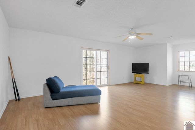 6303 Pottertown Road, Murray, KY 42071