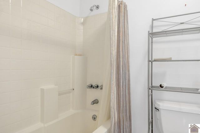 6303 Pottertown Road, Murray, KY 42071