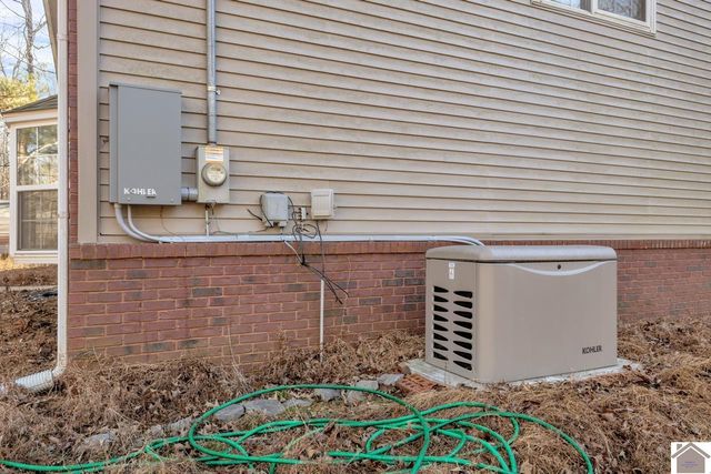 6303 Pottertown Road, Murray, KY 42071