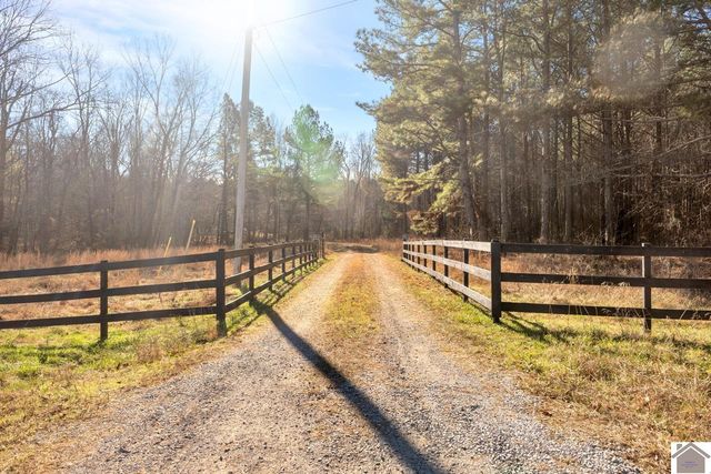 6303 Pottertown Road, Murray, KY 42071