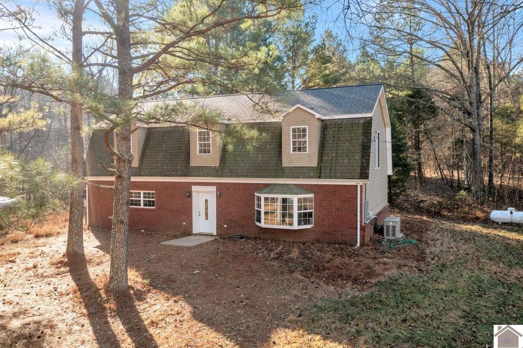 6303 Pottertown Road, Murray, KY 42071