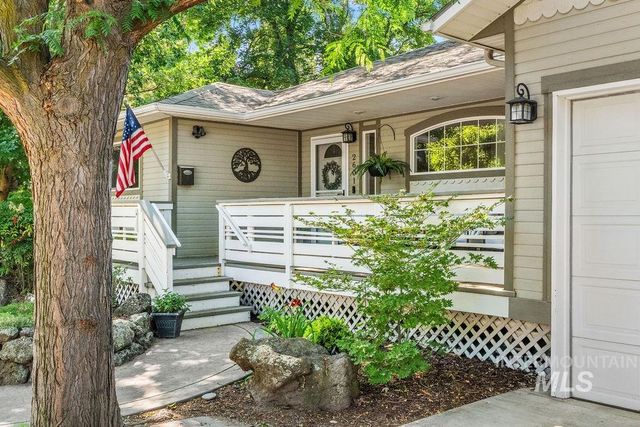 2601 W Lemp St, Boise, ID 83702