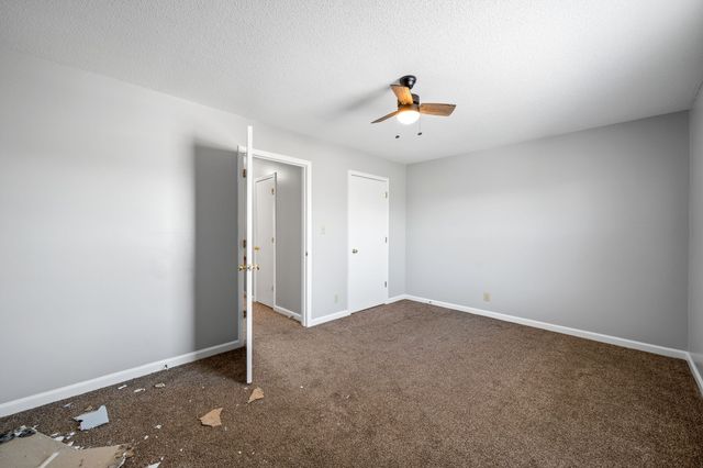 923 Kingsbury Dr Apt B, Clarksville, TN 37040