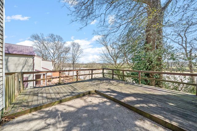 923 Kingsbury Dr Apt B, Clarksville, TN 37040