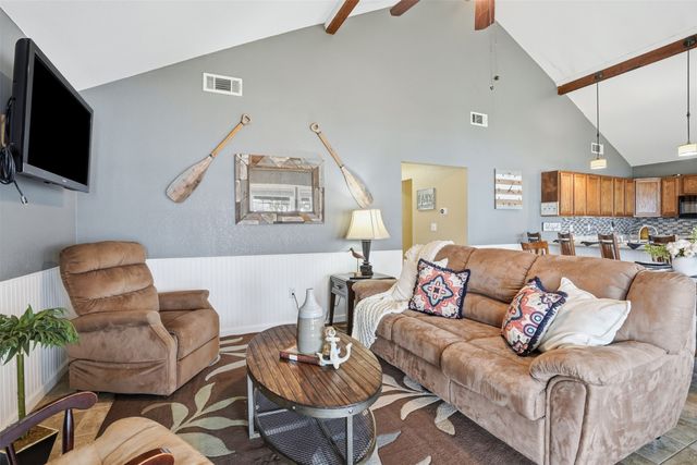 13710 Williams Road, Azle, TX 76020