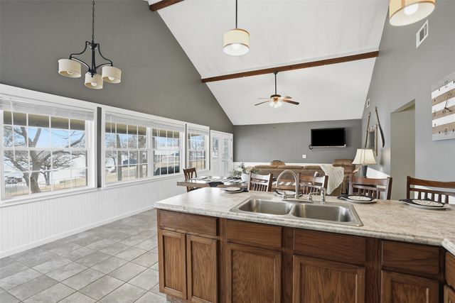 13710 Williams Road, Azle, TX 76020