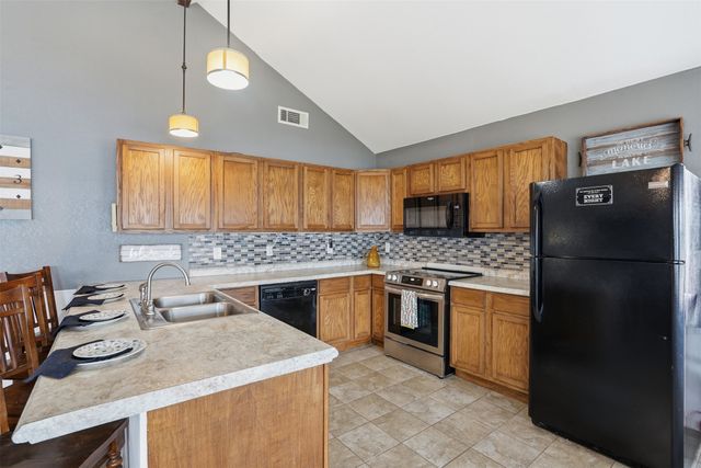 13710 Williams Road, Azle, TX 76020