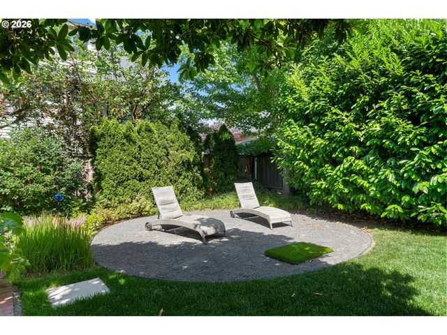 2127 Sw ELM St, Portland, OR 97201