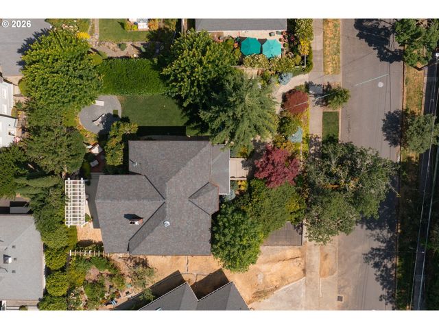 2127 Sw ELM St, Portland, OR 97201