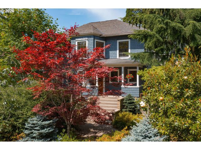 2127 Sw ELM St, Portland, OR 97201