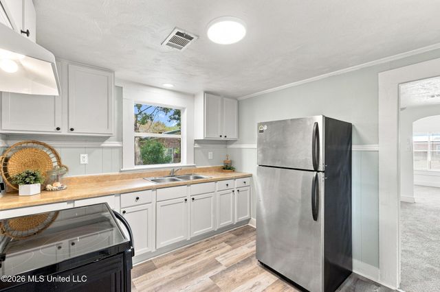 313 Church Avenue, Long Beach, MS 39560
