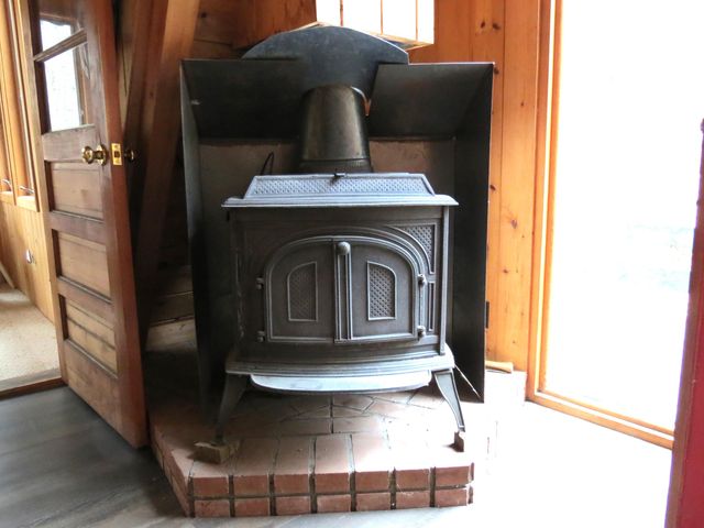 68 Cedar Street, Jay, NY 12941