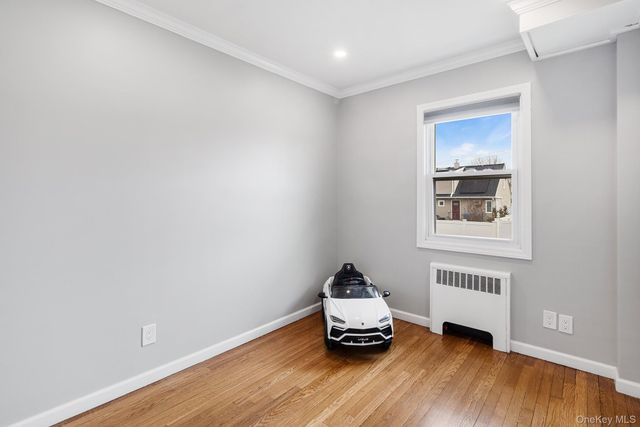 2309 Mattituck Avenue, Seaford, NY 11783