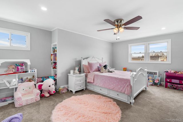 2309 Mattituck Avenue, Seaford, NY 11783