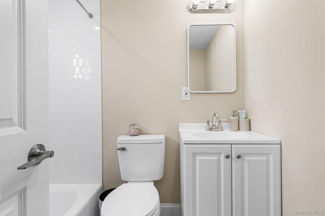 2309 Mattituck Avenue, Seaford, NY 11783