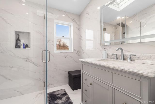 2309 Mattituck Avenue, Seaford, NY 11783