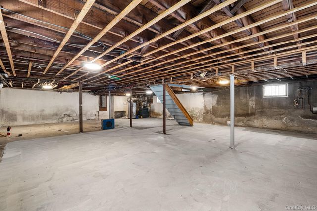 2309 Mattituck Avenue, Seaford, NY 11783