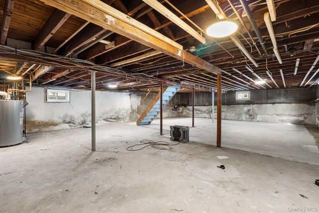 2309 Mattituck Avenue, Seaford, NY 11783